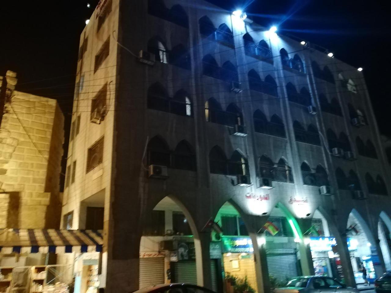 Al-Houriat Hotel อัมมาน ภายนอก รูปภาพ